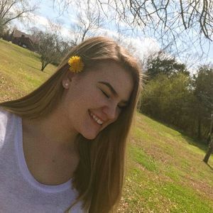 Meet your Posher, Ally